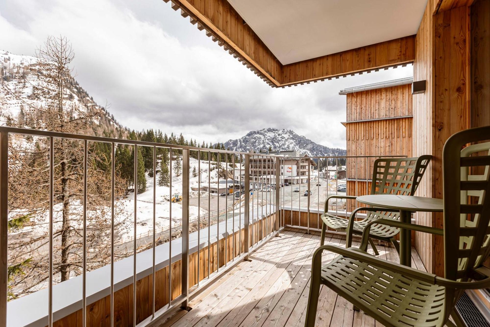 Almresort Sonnenalpe Nassfeld By Alps Resorts Exterior foto