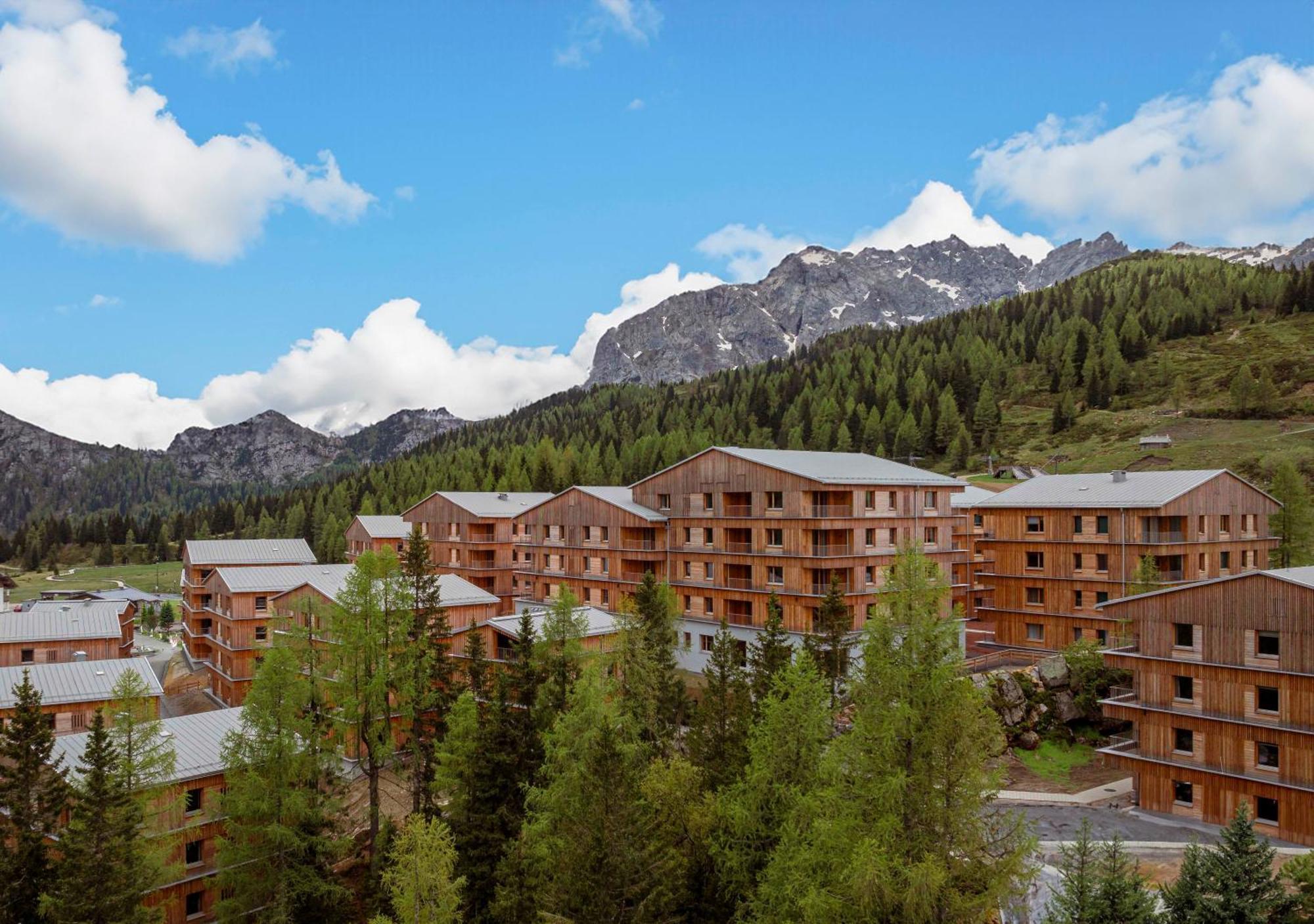 Almresort Sonnenalpe Nassfeld By Alps Resorts Exterior foto