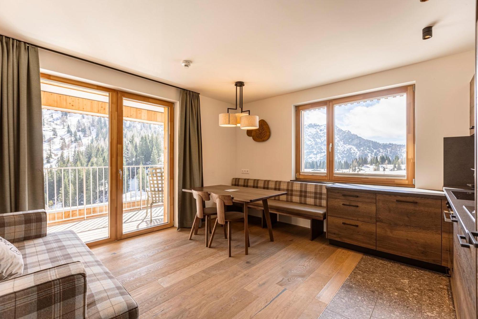 Almresort Sonnenalpe Nassfeld By Alps Resorts Exterior foto